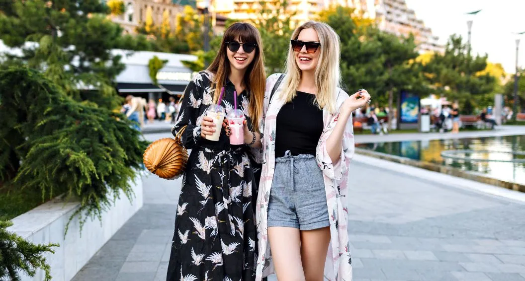 Women's Holiday Outfits