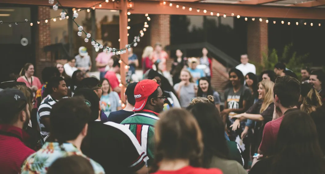 Accessorizing Your Garden Party Look