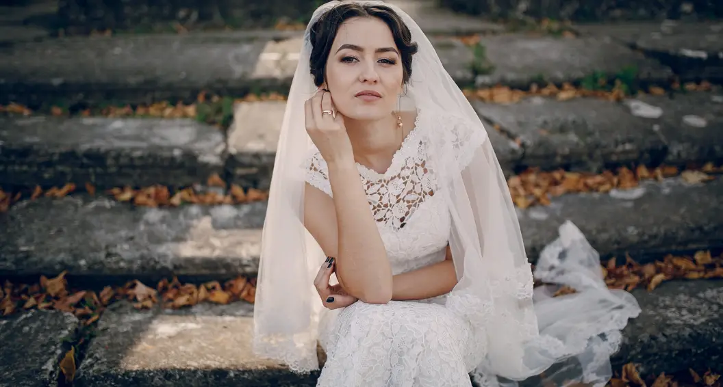 Styling Tips for Winter Wedding Dresses