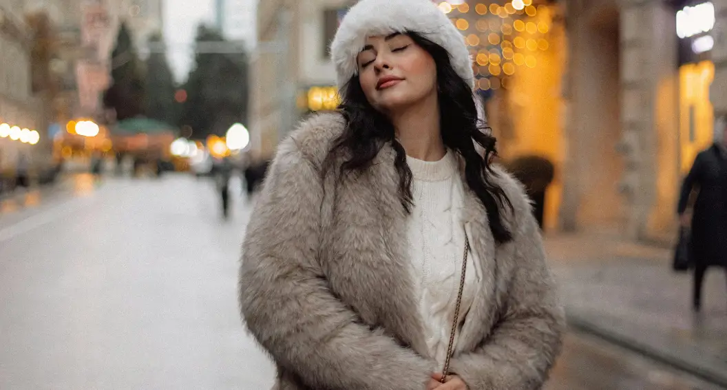 Key Characteristics of True Winter Coloring