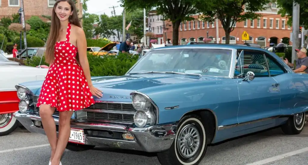 How to Recreate Authentic 1950s Style Today