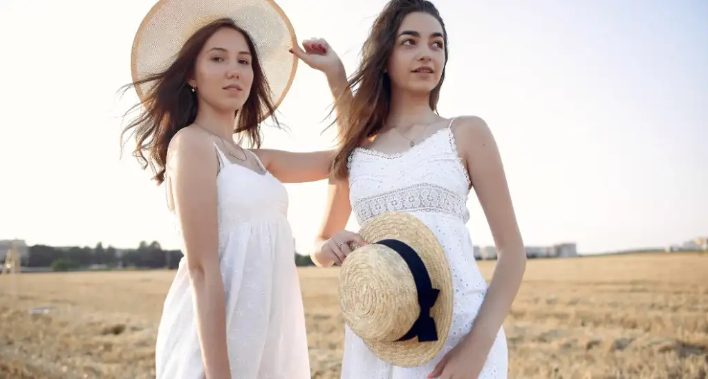 Modern Mexican Dress: How the Style Is Evolving